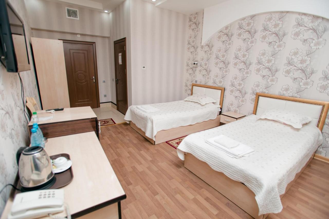 Cinema Boutique Hotel Gjandža Exteriér fotografie