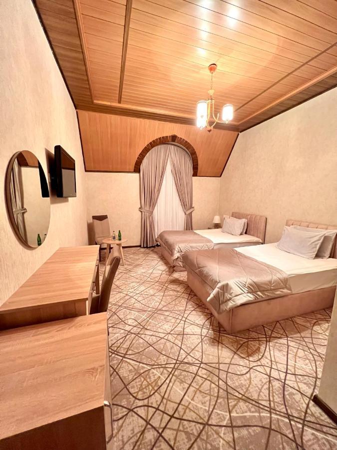 Cinema Boutique Hotel Gjandža Exteriér fotografie