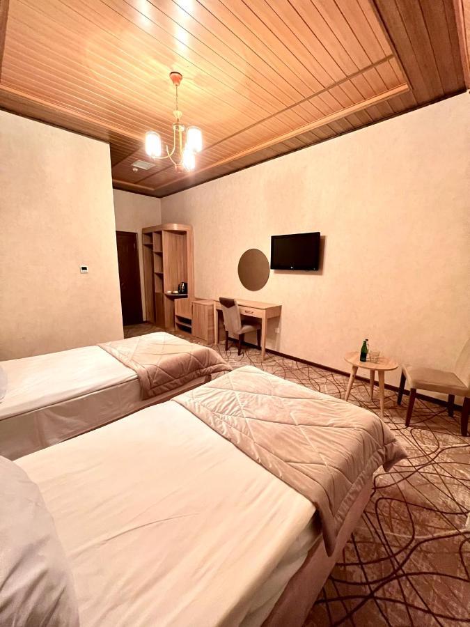 Cinema Boutique Hotel Gjandža Exteriér fotografie