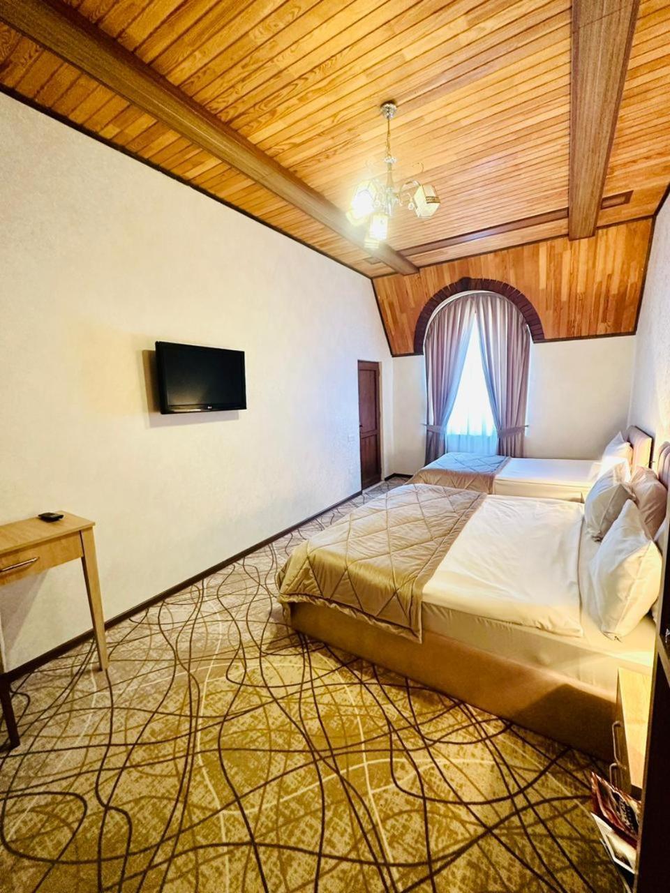 Cinema Boutique Hotel Gjandža Exteriér fotografie
