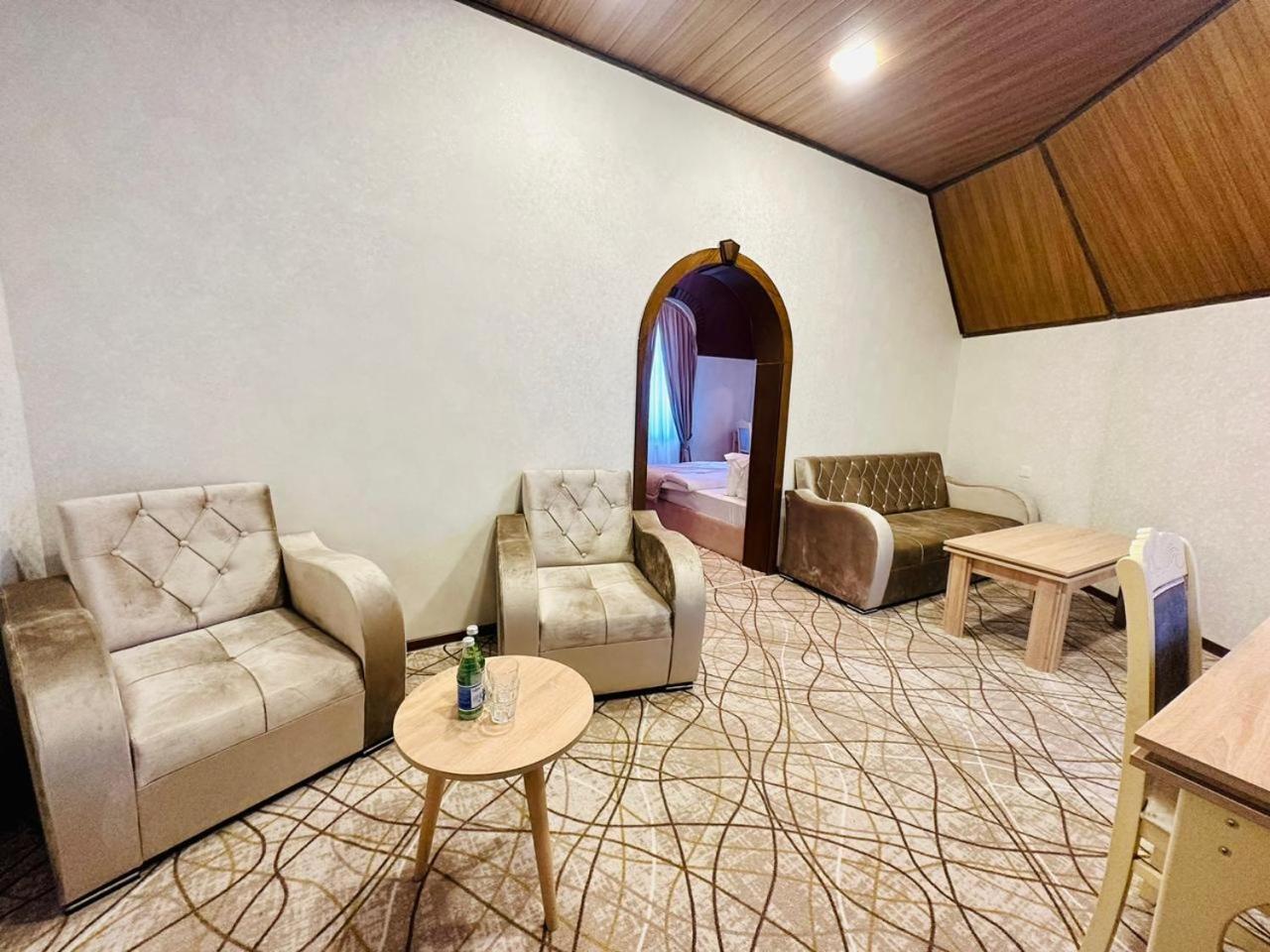 Cinema Boutique Hotel Gjandža Exteriér fotografie